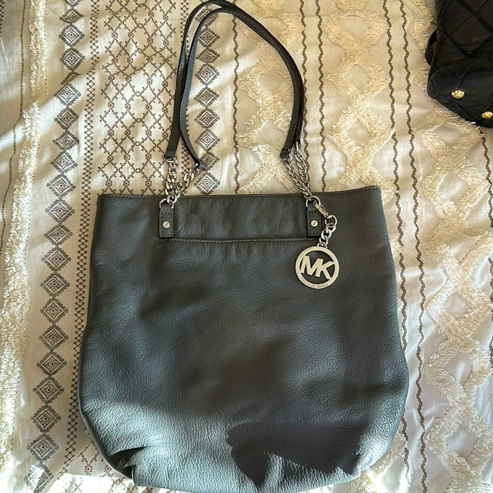 Michael Kors gray shoulder bag